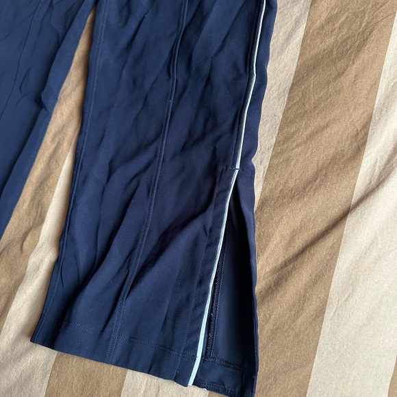 Lululemon Athletica Black Trouser Pants with White Trim - Picture 3 of 5